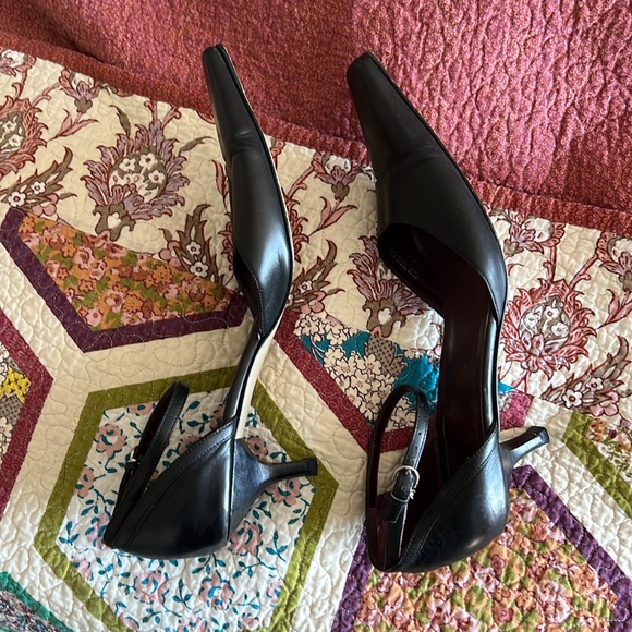 Coach Kitten Heel Black Pointed Toe Shoes w/ Ankle Buckle Closure and Charm - Picture 5 of 6